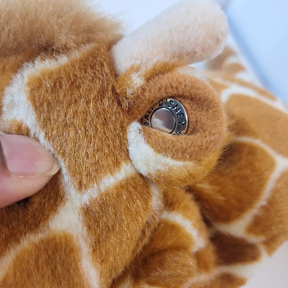 Walt Disney World Animal Kingdom Giraffe Floppy‎ Stuffed Plush Ear Button